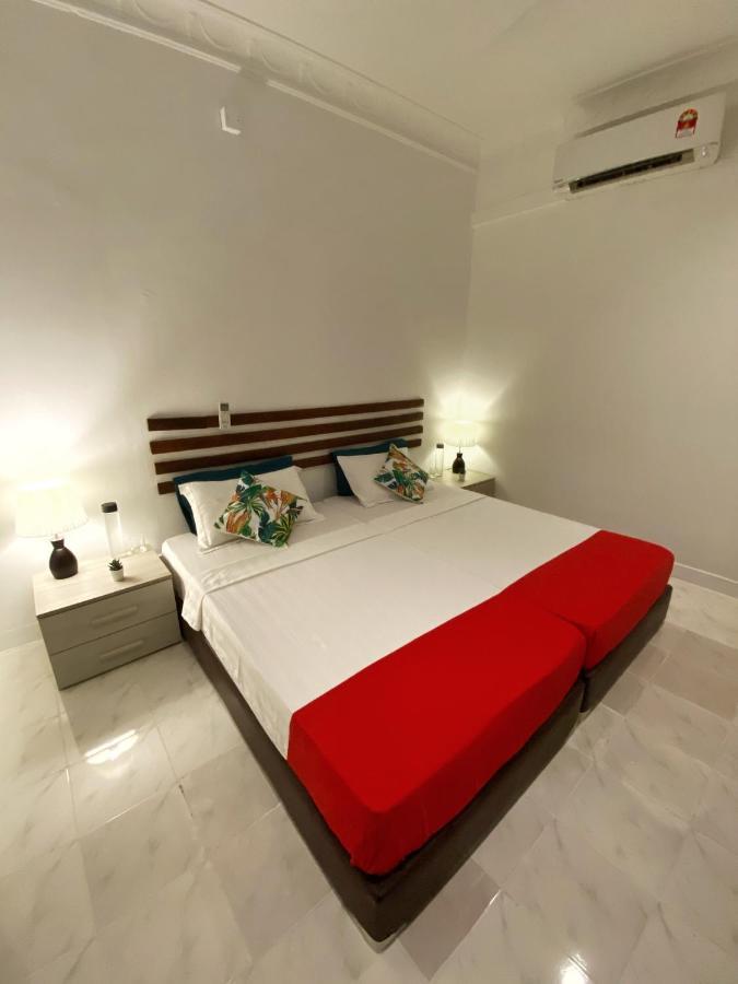 Ocean Breeze Maldives Hotel Thulusdhoo Exterior foto