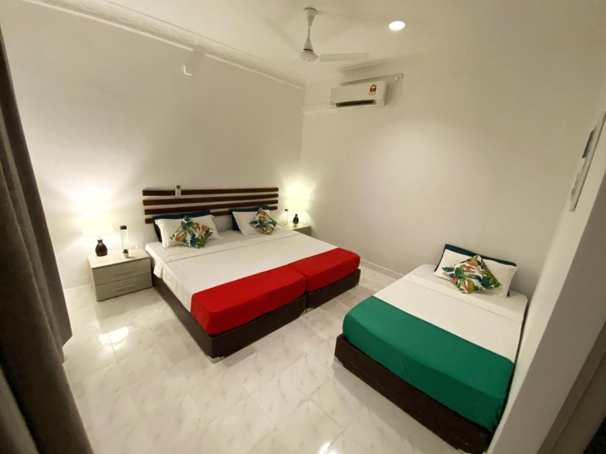 Ocean Breeze Maldives Hotel Thulusdhoo Exterior foto