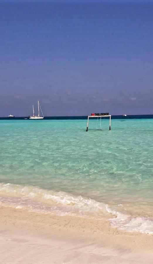 Ocean Breeze Maldives Hotel Thulusdhoo Exterior foto